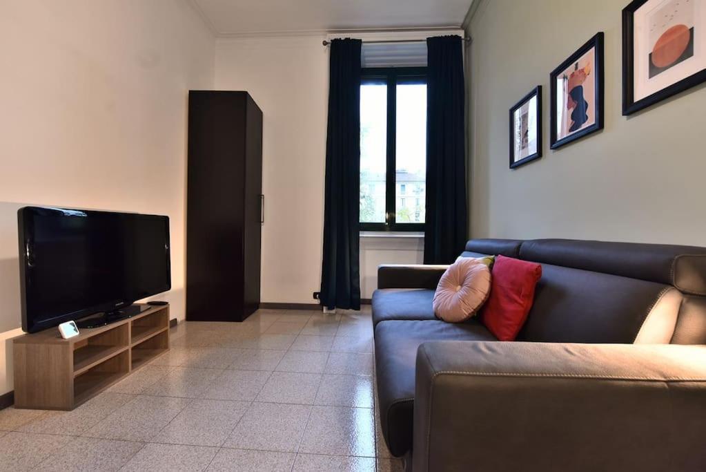 Caseospitali - Angolo Bernini Trilocale Luminoso Apartamento Milão Exterior foto